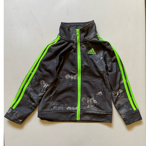 Adidas Camo Print Track Jacket with Bright Green Trim, Size 24M 🗣LAST CHANCE🗣 - Picture 1 of 3